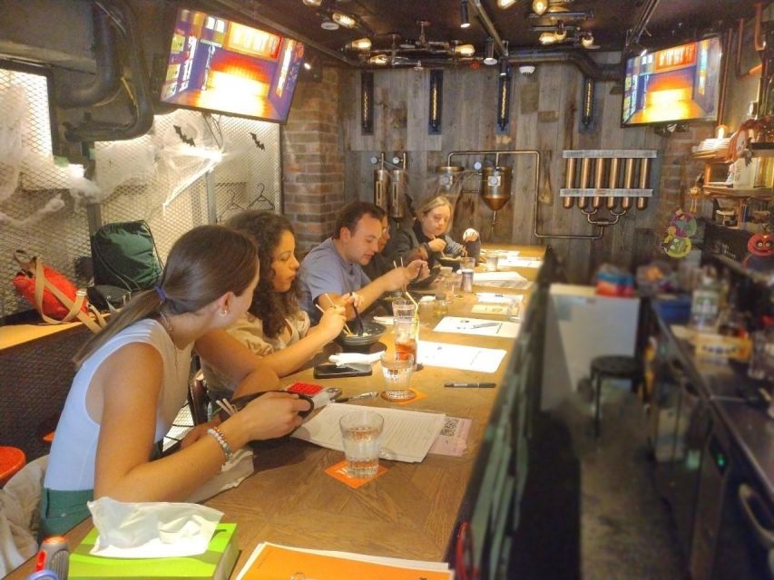 Tokyo: Easy Ramen Cooking Experience in Kabukicho, Shinjuku - English support and the guides