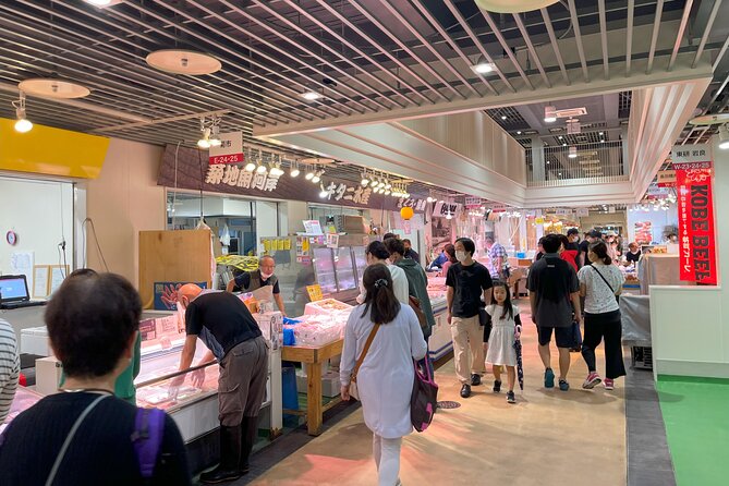 Tokyo Food Tour Taste Fresh Delights at Tsukiji Market - The market stories behind the food
