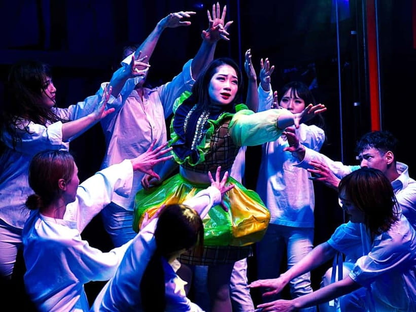 Tokyo GINZA: KONPARU Japanese Cabaret Show with Drink - Drinks, snacks, and the extra-food decision
