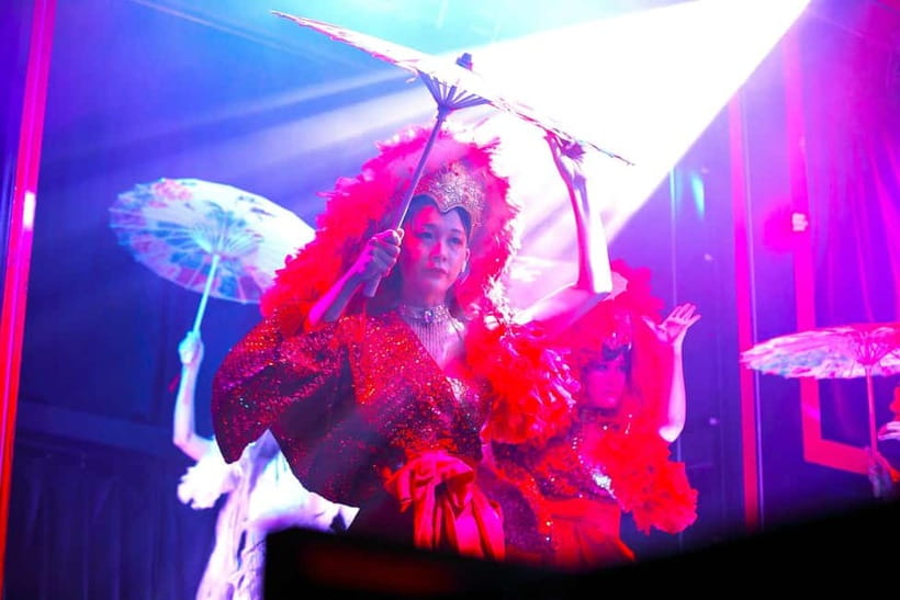 Tokyo GINZA: KONPARU Japanese Cabaret Show with Drink - Practical details that can save your evening