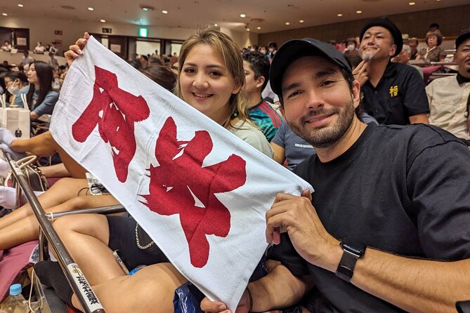 Tokyo: Grand Sumo May Tournament - Choosing between chair seats and floor box seats