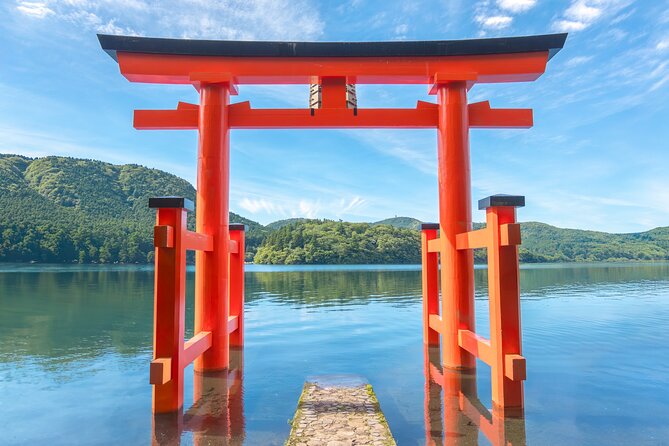 Tokyo Hakone : Mt.Fuji, Owakudani, Open Air Museum, Hakone Shrine - Guides, group size, and what the reviews reveal
