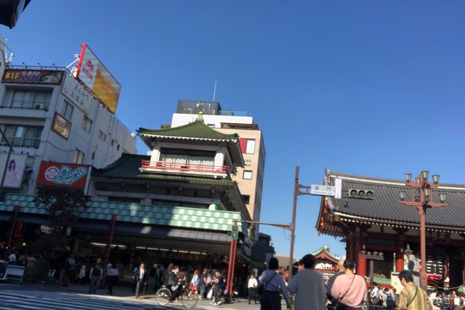 Tokyo Half Walking Day Tour with a Local Expert Guide - Tokyo Tower and the Cost of Going Up