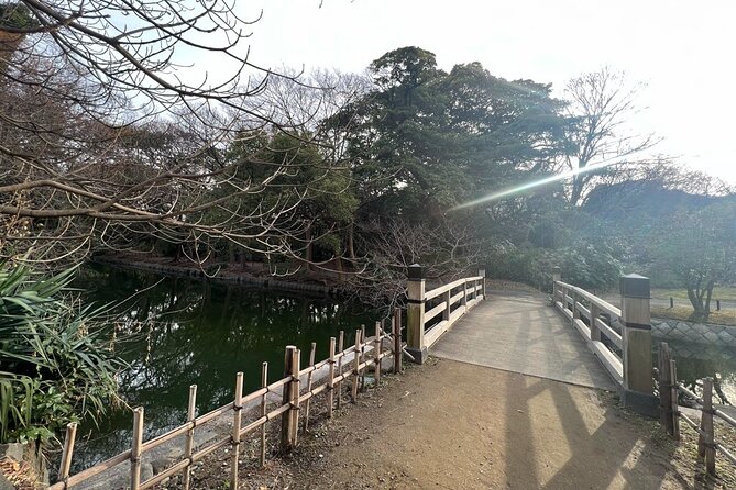 Tokyo: Hama-rikyu Gardens tour with Japanese Tea & Sweets - Optional stop: Miyazaki’s giant clock