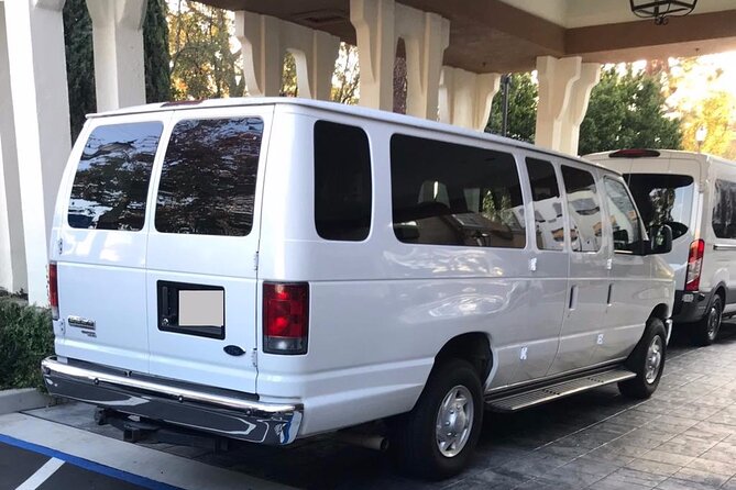 Tokyo Haneda Airport (HND) to Tokyo hotel/address - Round-Trip Private Transfer - Finding the driver at the airport