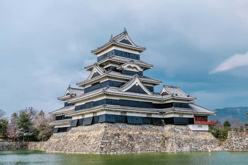 Tokyo: Iconic City Tour – Skytree, Shibuya & Imperial Palace - Takeshita Street and the quick look at Harajuku