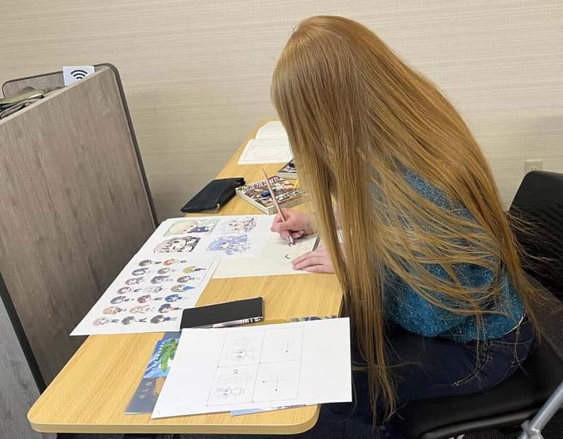 Tokyo/Ikebukuro Manga lesson by acitive pro-Manga artists - Using a G pen, ink, and screen tones