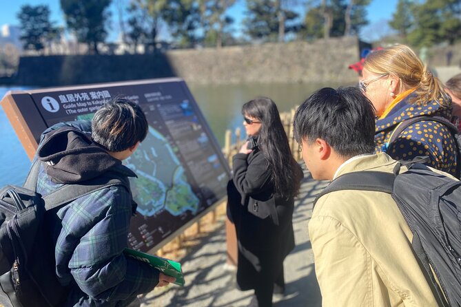 Tokyo Imperial Palace with Kagurazaka Alley Tour - Tokyo Daijingu and the rhythm of a Shinto shrine