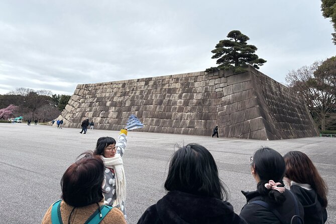 Tokyo Imperial Palace with Kagurazaka Alley Tour - Geisha Alley, Hyogo Yokocho, and Kakurenbo Yokocho