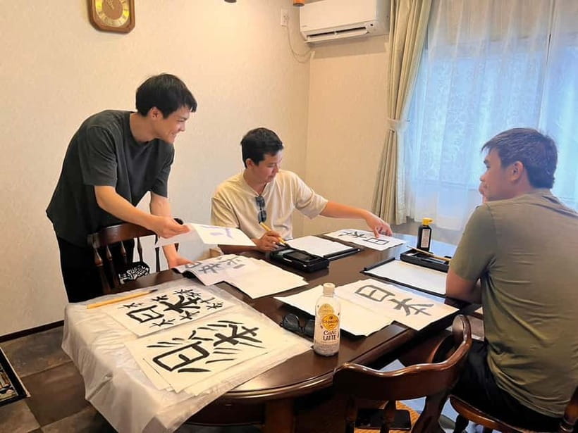 Tokyo: Japanese Calligraphy Lesson with Skilled Instructor - Choosing a word that means something to you