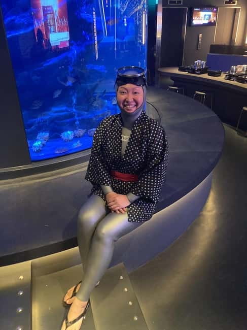 Tokyo: Japanese Experiece Dinner with Diving Ama Performance - Language, timing, and comfort concerns
