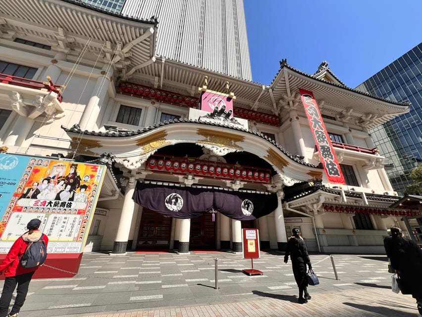 Tokyo: Learn about Japanese Traditional art KABUKI in Ginza - Shopping for Kabukiza-Only Souvenirs
