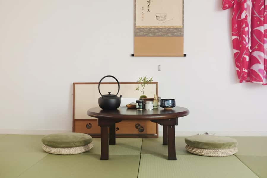 Tokyo: Matcha and Kimono Experience - First-flush matcha from a large collection