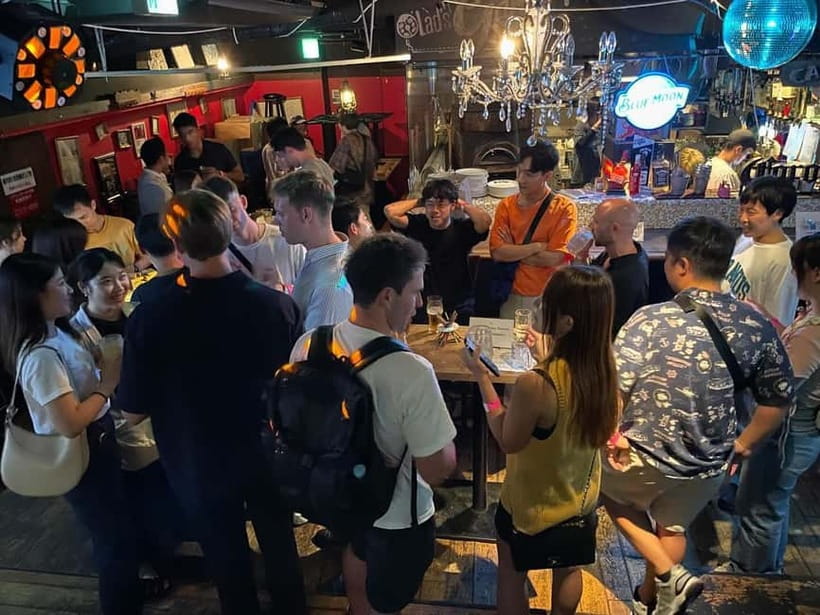 Tokyo: Meet Locals & Travelers Gathering All-You-Can-Drink - Key points at a glance
