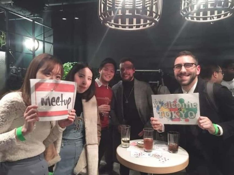 Tokyo: Meet Locals & Travelers Gathering All-You-Can-Drink - What you can learn about Tokyo