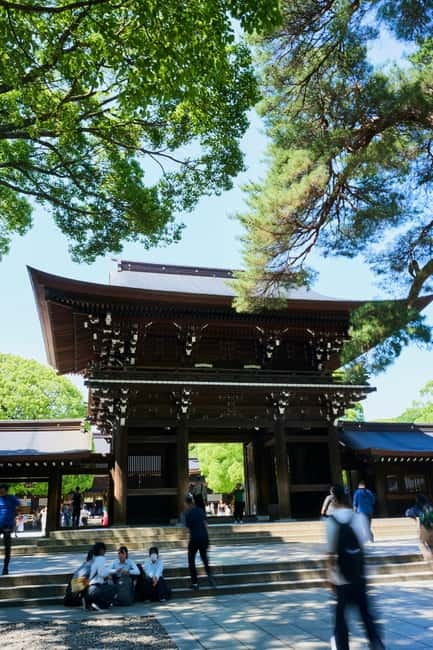 Tokyo: Meiji Shrine Walking Tour — Shinto & Imperial System - Why Meiji Shrine feels far from Harajuku