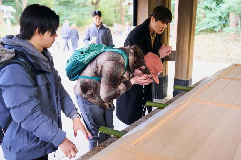 Tokyo: Meiji Shrine Walking Tour — Shinto & Imperial System - Inside Meiji Shrine: customs, offerings, and free time
