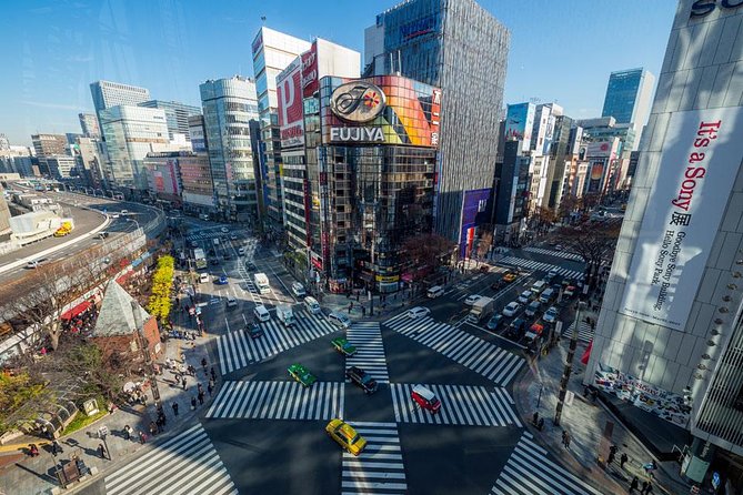 Tokyo Metropolis - Ginza’s narrow lanes and working streets