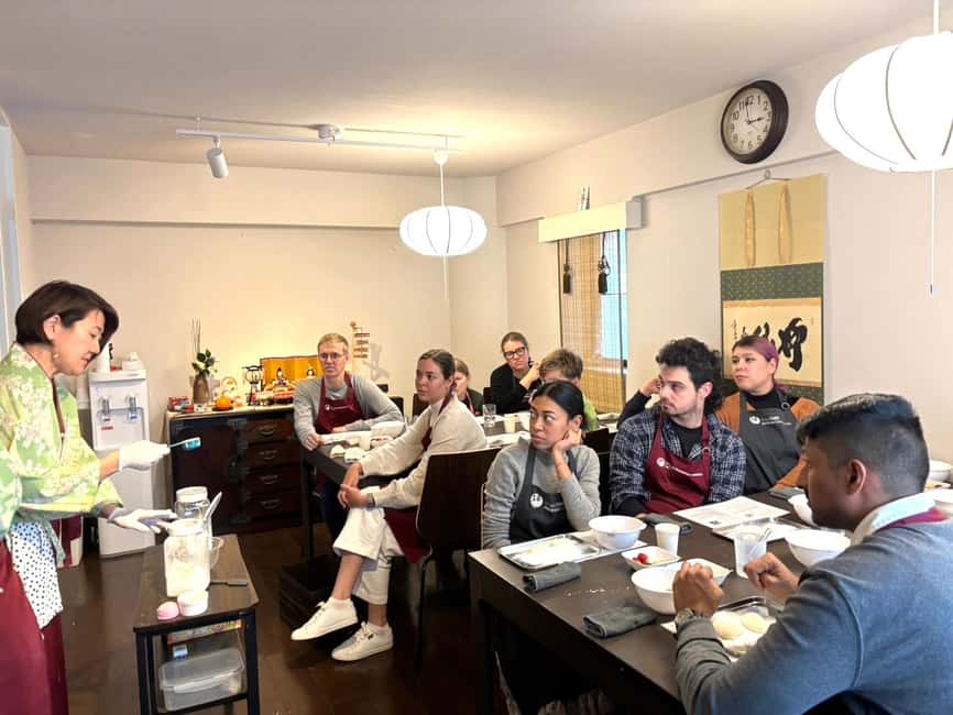 Tokyo: Mochi-Making Class in a Private Studio - Learning what makes mochi different