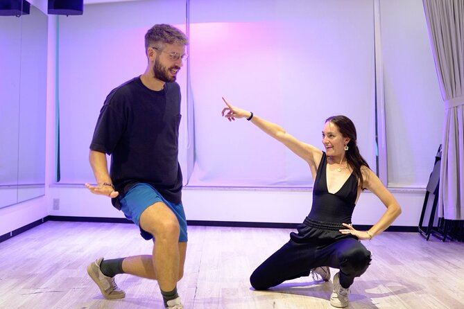Tokyo Morning Shuffle Dance & Breakfast with a TikTok Star - Why this Shinjuku class feels different from ordinary sightseeing