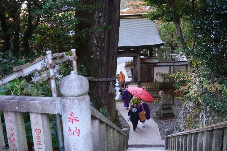 Tokyo: Mount Takao Guided Hiking Tour - Why Mount Takao works as a day trip from Tokyo
