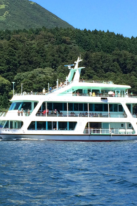 Tokyo Mt Fuji 5th St & Hakone Cruise Bus Tour w/Bullet Train - Cruising Lake Ashi