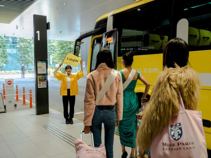 Tokyo: Mt. Fuji 5th Station, Kawaguchiko Tour w/ Cable Car - The bus ride, traffic, and group rhythm