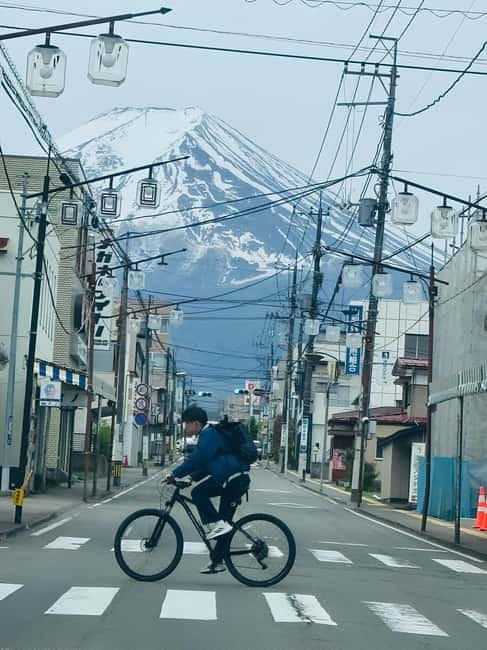 Tokyo: Mt. Fuji & Hakone Private Custom Tour English Driver - Chureito Pagoda and Arakurayama Sengen Park