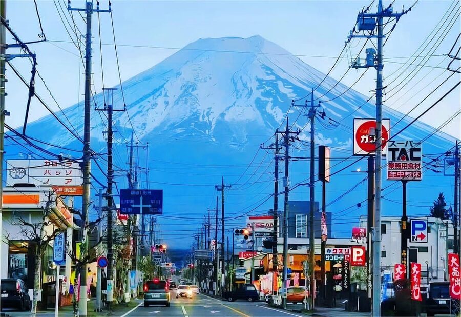 Tokyo: Mt Fuji Lake Kawaguchi & Yamanaka Hot Spring Day Tour - Why this works as a one-day Fuji trip