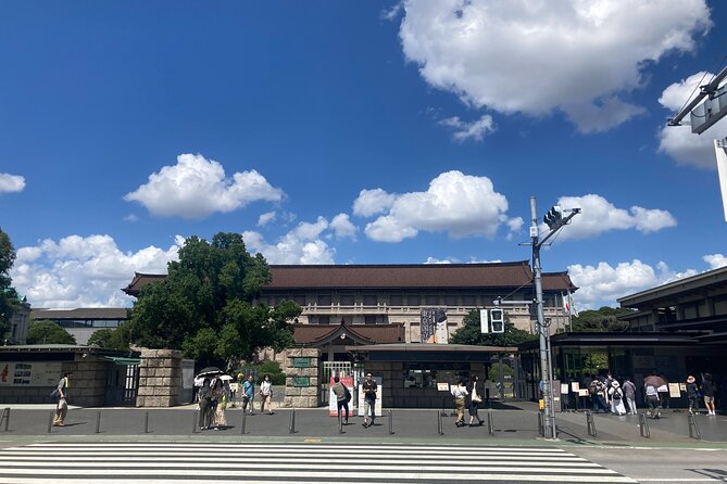 Tokyo National Museum Private Tour - What the Two-Hour Route Can Offer