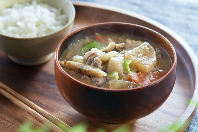 Tokyo Night Cooking Class: 5 Home-Cooked Japanese Dishes - Preparing five izakaya dishes