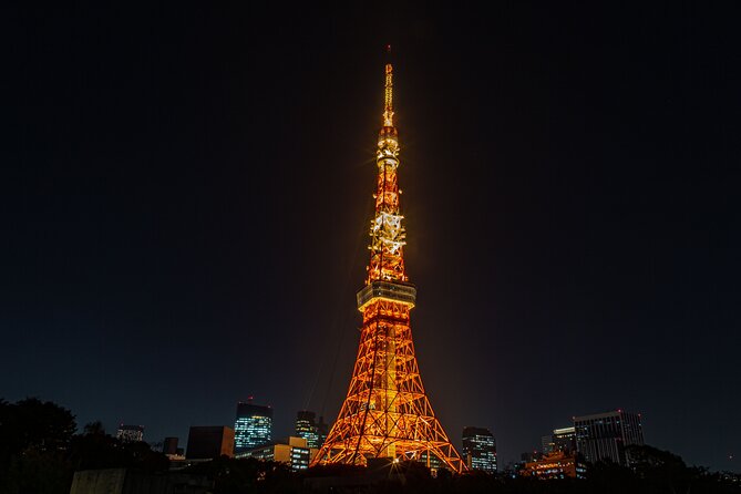 Tokyo Night E-Bike Tour with Tokyo Tower and Dolphin Show - Azabujuban for a quick snack and drink