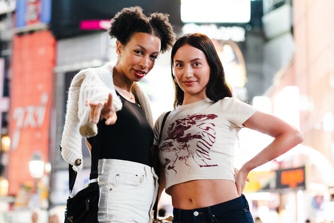 Tokyo Nights: Shibuya Photo Adventure - How the guides shape the experience