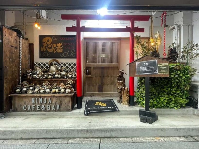 Tokyo: Ninja Experience Cafe Asakusa - Language, instruction, and the right expectations