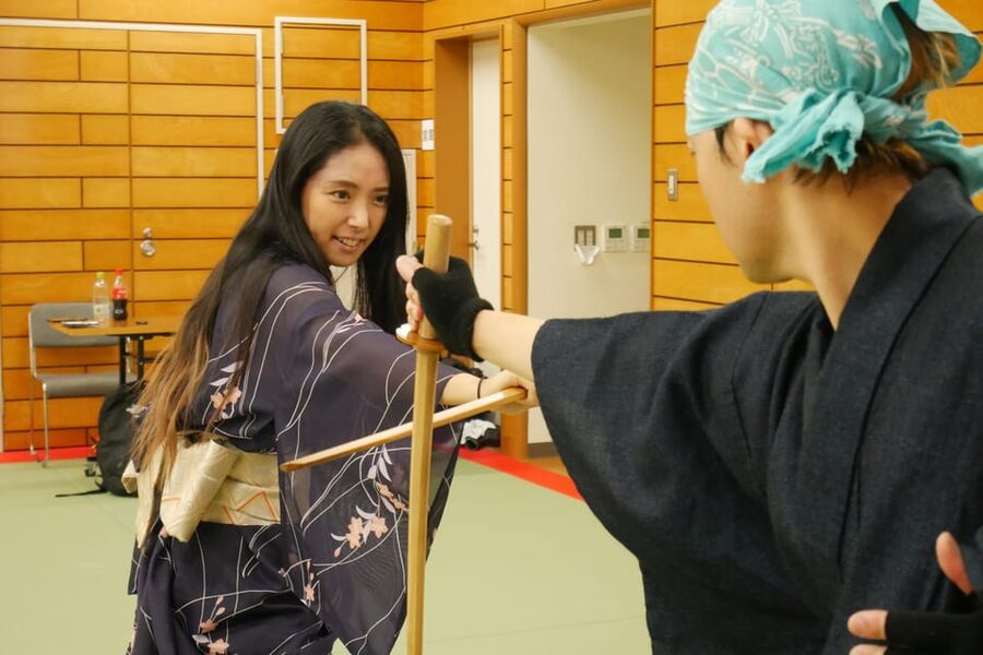 Tokyo: Ninja Sword Fighting Experience - Learning to hold and strike with a practice sword