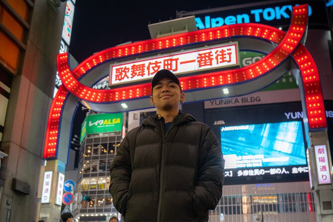 Tokyo Portrait Tour with a Professional Photographer - The five-minute move to Shinjuku
