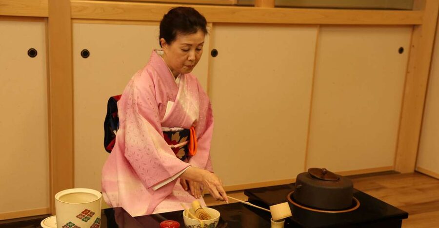 Tokyo: Practicing Zen with a Japanese Tea Ceremony - Meeting opposite Tokyo Tower