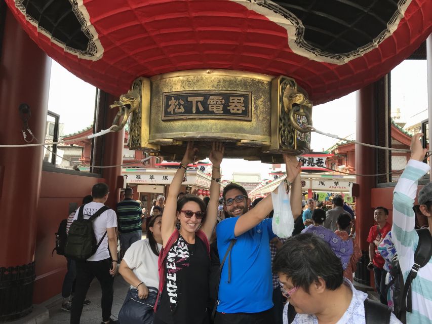Tokyo: Private Custom Insider Tour with a Local Host - Markets, food, and the small stops between sights