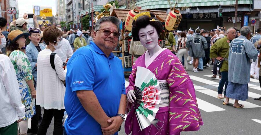Tokyo: Private Custom Walking Tour with Local Guide - Key points to know before booking
