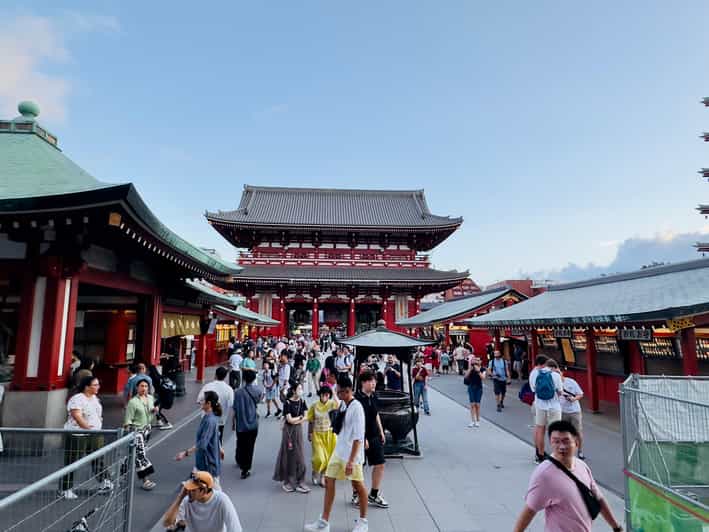 Tokyo: Private & Customizable Tour W/English Speaking Guide - Imperial Palace East Gardens Offer a Quiet Reset