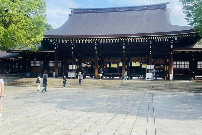 Tokyo Private Day Tour by Car with English speaking Driver - Imperial Palace East Gardens and Edo-era foundations