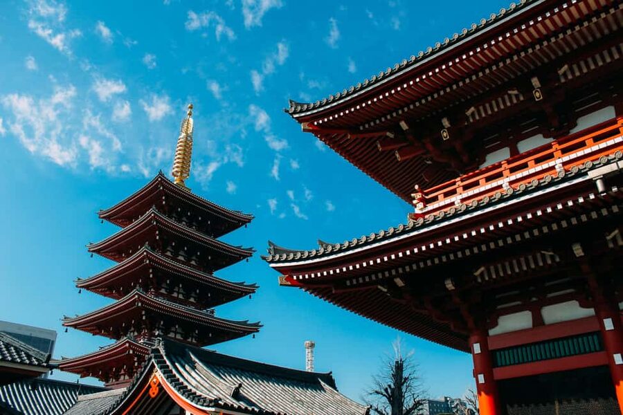 Tokyo Private Local Walking Tour (Must See Places in 1 Day) - The Imperial Palace gives the route breathing room