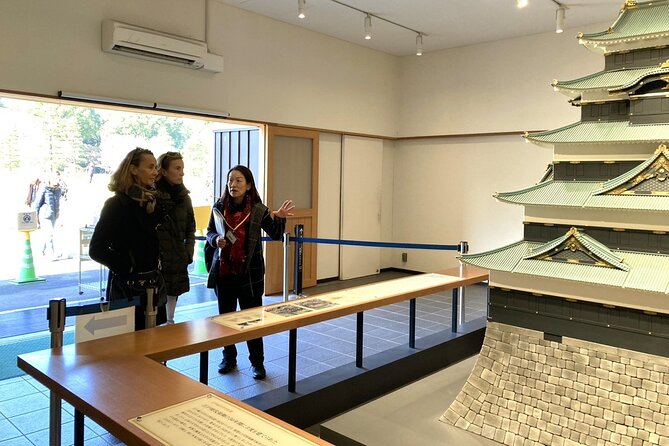 Tokyo Private Tour! Edo Castle & Imperial Palace East Gardens - Who Will Enjoy This Best?