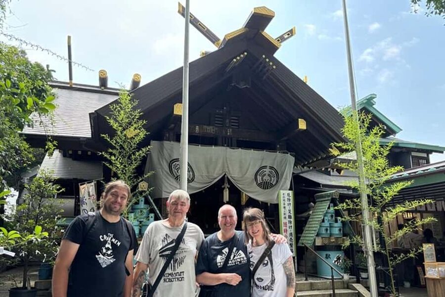 Tokyo: Private Tsukiji Fish Market Tour with 3 food stops - Timing, pace, and the final walk to Tsukiji Station