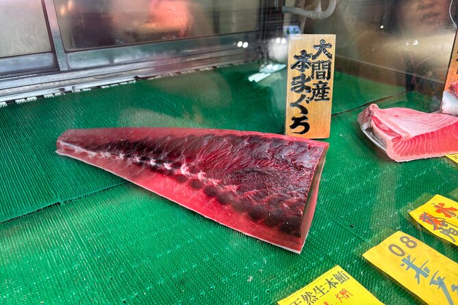 Tokyo: Private Tsukiji Fish Market Tour with 3 Food Stops - What the private format adds