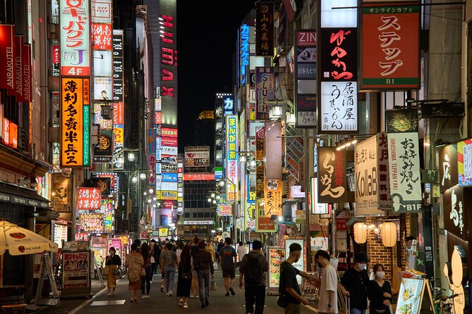 Tokyo: Private Walking Tour with a Local Guide - Tsukiji Outer Market, Ginza, and the Imperial Palace