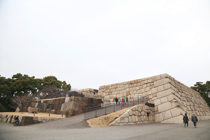 Tokyo's Imperial Palace & Nihonbashi Tour - Price, group size, and overall value