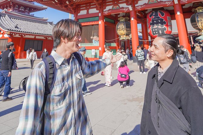 Tokyo’s Must-Sees: 5-hour Tsukiji, Akihabara & Asakusa Tour - Kaminarimon Gate and the older side of Tokyo