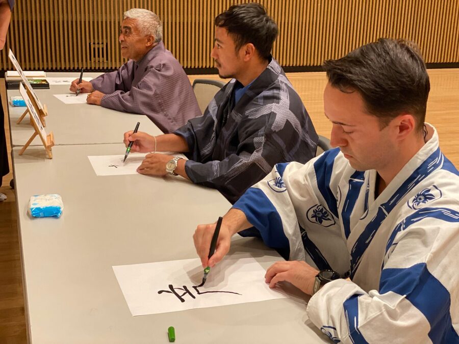 Tokyo: Samurai Experience with a real sword - Learning sword forms and controlled combat