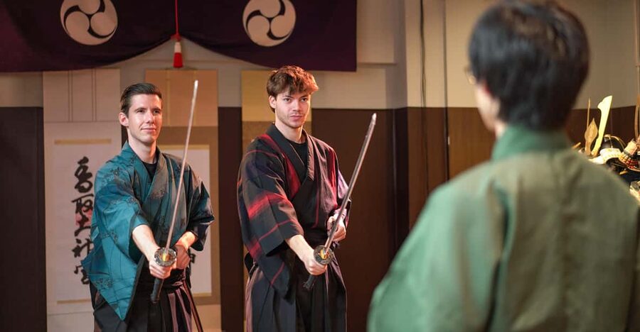 Tokyo: Samurai Experience with Lunch and Guided Tour - Key points at a glance